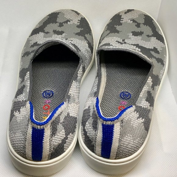 Rothy's Kid's Slip-on Grey Camouflage Sneakers ~ Kid Size 3 Shoes, Gray Camo - Picture 3 of 9
